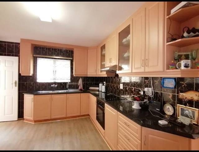 3 BEDROOM HOUSE FOR SALE IN RESERVOIR HILLS